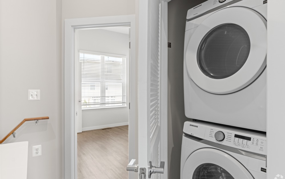 C4 - 3 bedroom floorplan layout with 3 bathrooms and 1830 square feet (Fullsize Stackable Washer/Dryer)